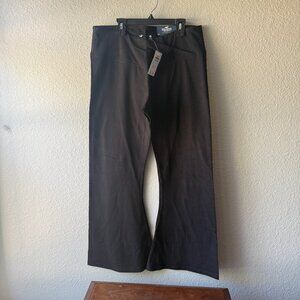 Hollister Ultra High Rise Flare Leggings SIZE: XL Short